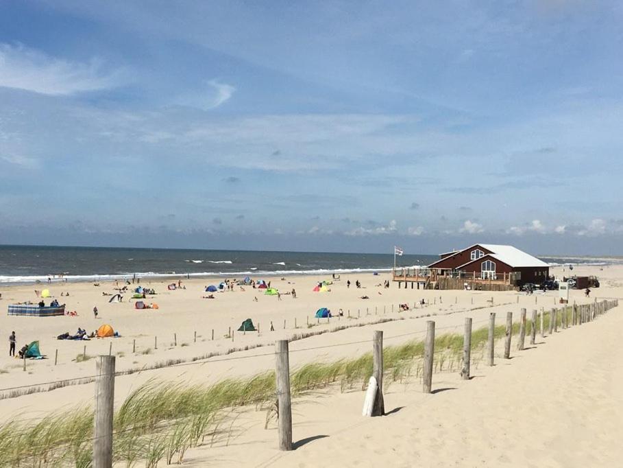 Strandhuis De Zon - Recreatiepark De Watersnip 佩滕 外观 照片