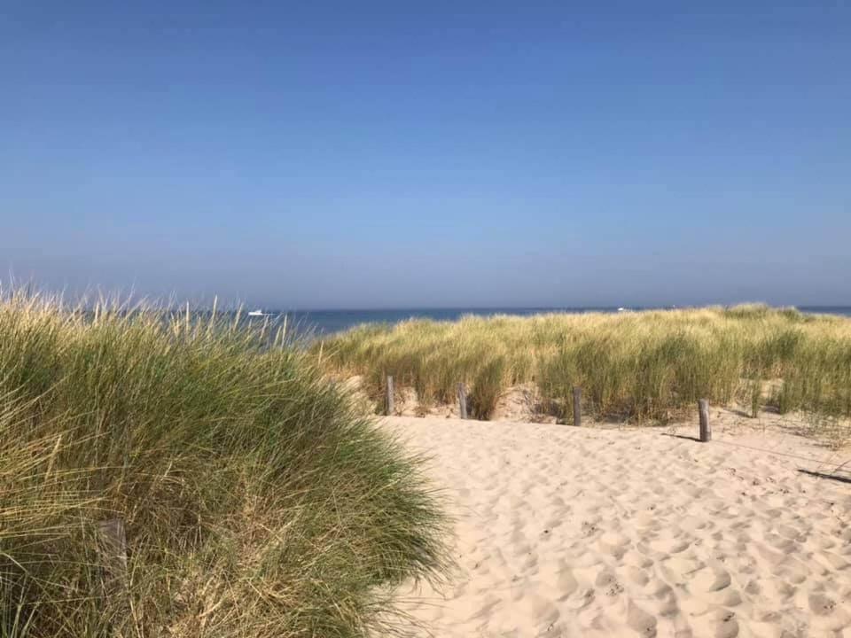 Strandhuis De Zon - Recreatiepark De Watersnip 佩滕 外观 照片